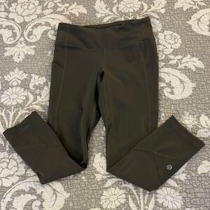 Lululemon Pace Rival Crop Leggings ~ Luxtreme ~ Size 2 ~ Dark Olive